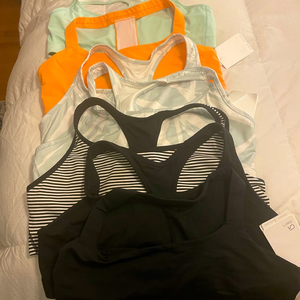 6 gap body bras - new half  with tags half without lot of. 6